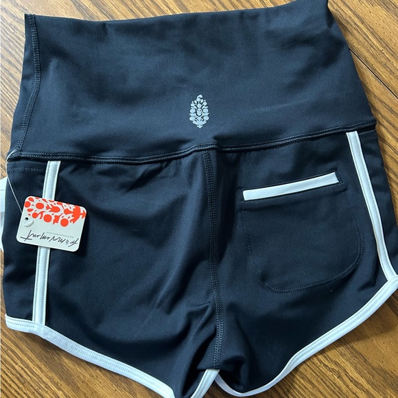 FP Movement by Free People Women's Island Time Shorts, Small, Black Combo NWT - Picture 10 of 12